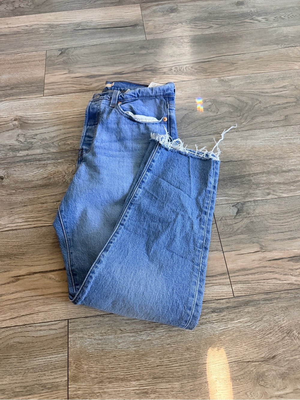 Levi's Women's Straight Leg Jeans — Medium Blue Denim with Frayed Hem